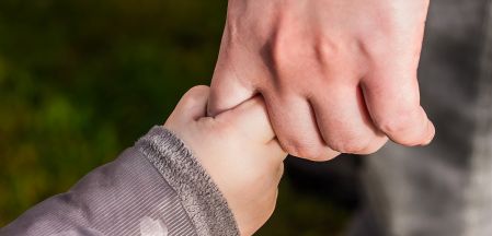 hands-1797401_1920a.jpg